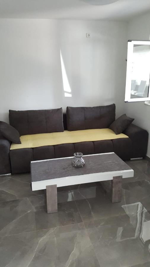 Apartmán Bodul M. Vir Exteriér fotografie