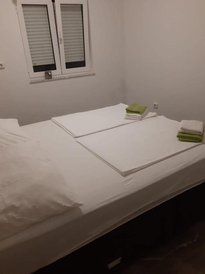 Apartmán Bodul M. Vir Exteriér fotografie